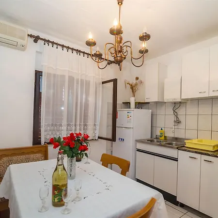 Ana Apartament
